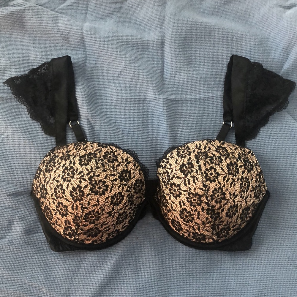 Victoria’s Secret 🤫 multi-strap bra